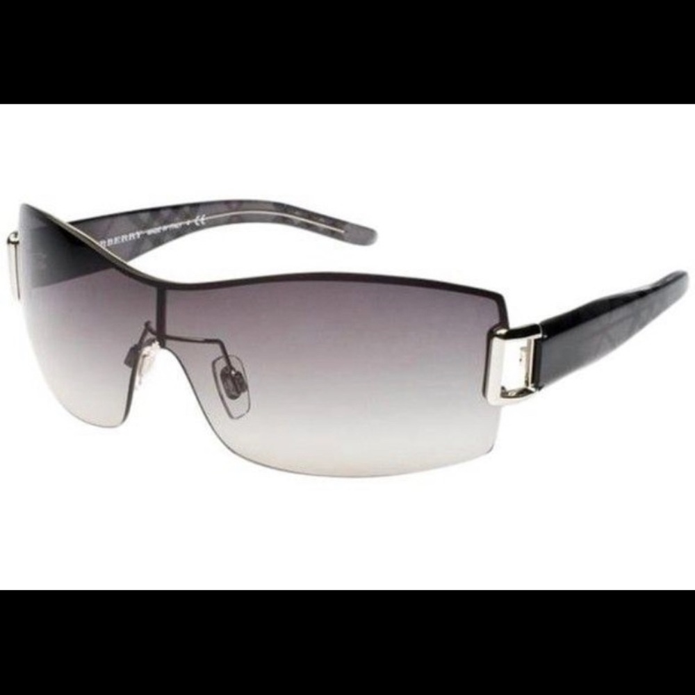 BURBERRY sunglasses 😎